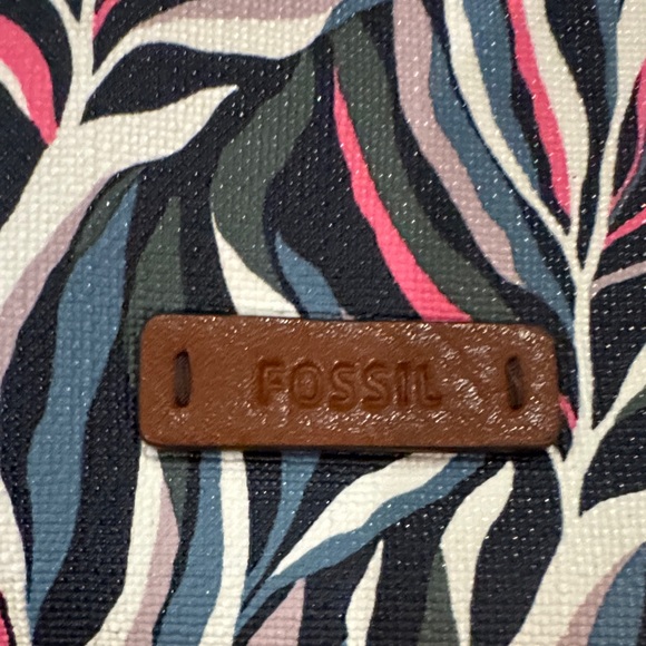 Fossil Pink and Black Leaf Pattern Crossbody Bag - Picture 3 of 6